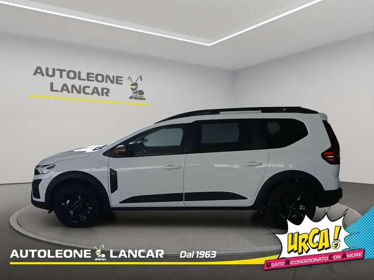 Usata Dacia Jogger Extreme 94 CV (69 kW) 2026 Bianco Monovolume