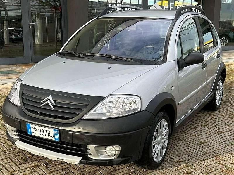 Usata Citroën C3 XTR 90 CV (66 kW) 2004 Grigio Utilitaria