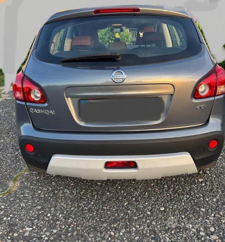 Usata Nissan Qashqai 150 CV (110 kW) 2009 Grigio SUV