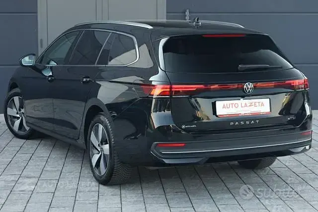 Usata VW Passat Business 150 CV (110 kW) 2025 Nero Station wagon