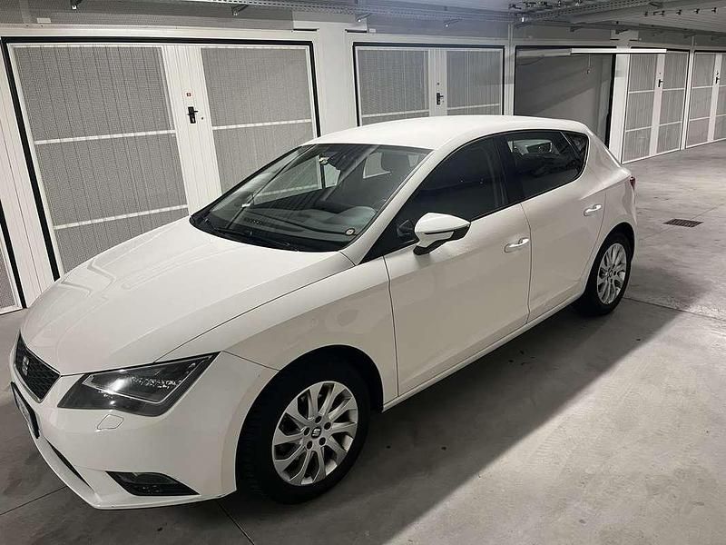 Usata Seat Leon Style 105 CV (77 kW) 2013 Bianco Berlina