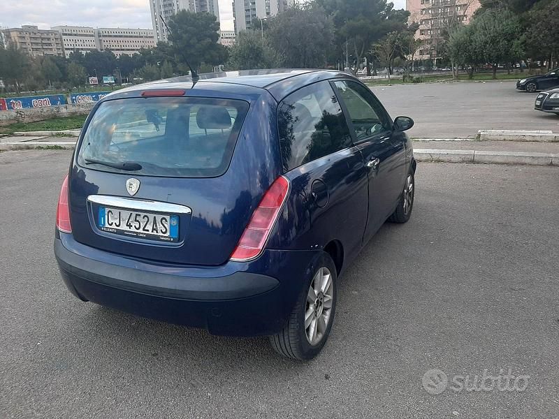 Usata Lancia Ypsilon 2003 Blu Utilitaria