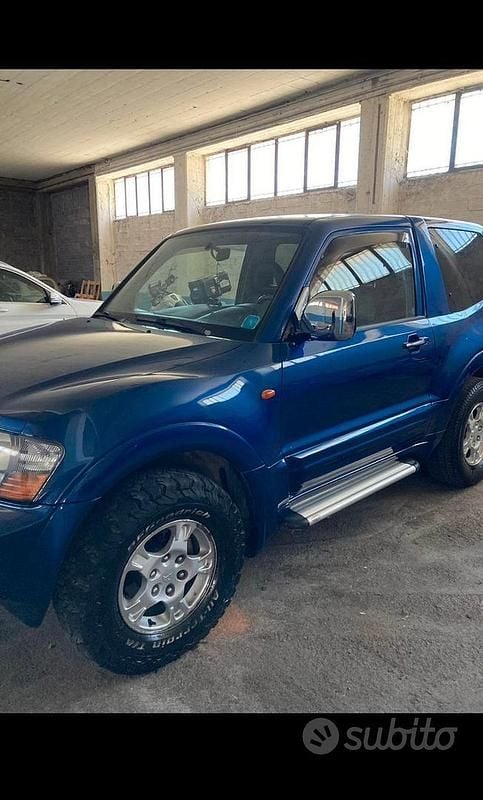 Usata Mitsubishi Pajero 2005 Blu SUV