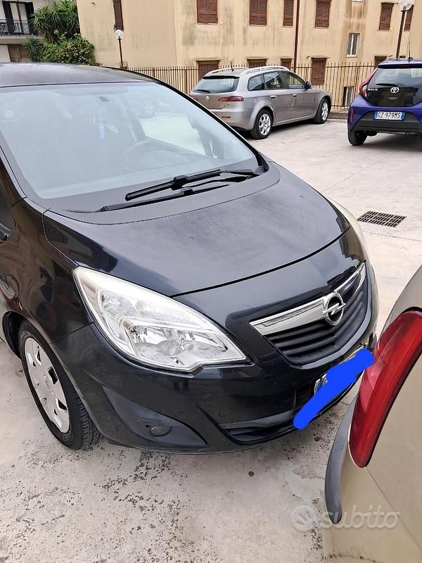 Usata Opel Meriva 120 CV (88 kW) 2013 Nero Monovolume