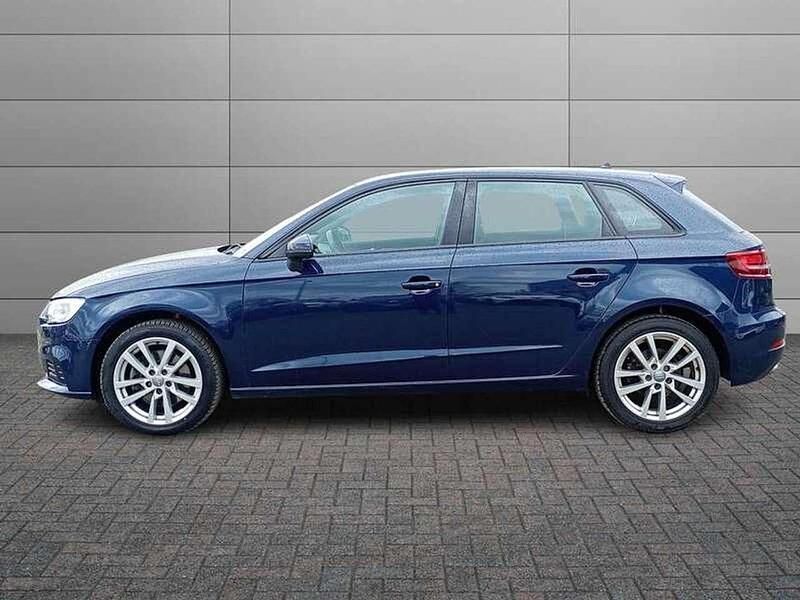 Usata Audi A3 Sportback Business 184 CV (135 kW) 2017 Grigio Utilitaria
