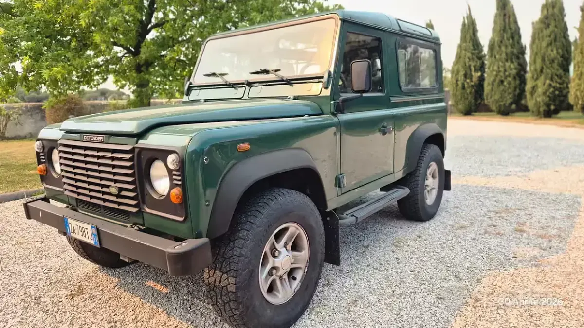 Occasion Land Rover Defender SE 122 ch (89 kW) 2006 Break