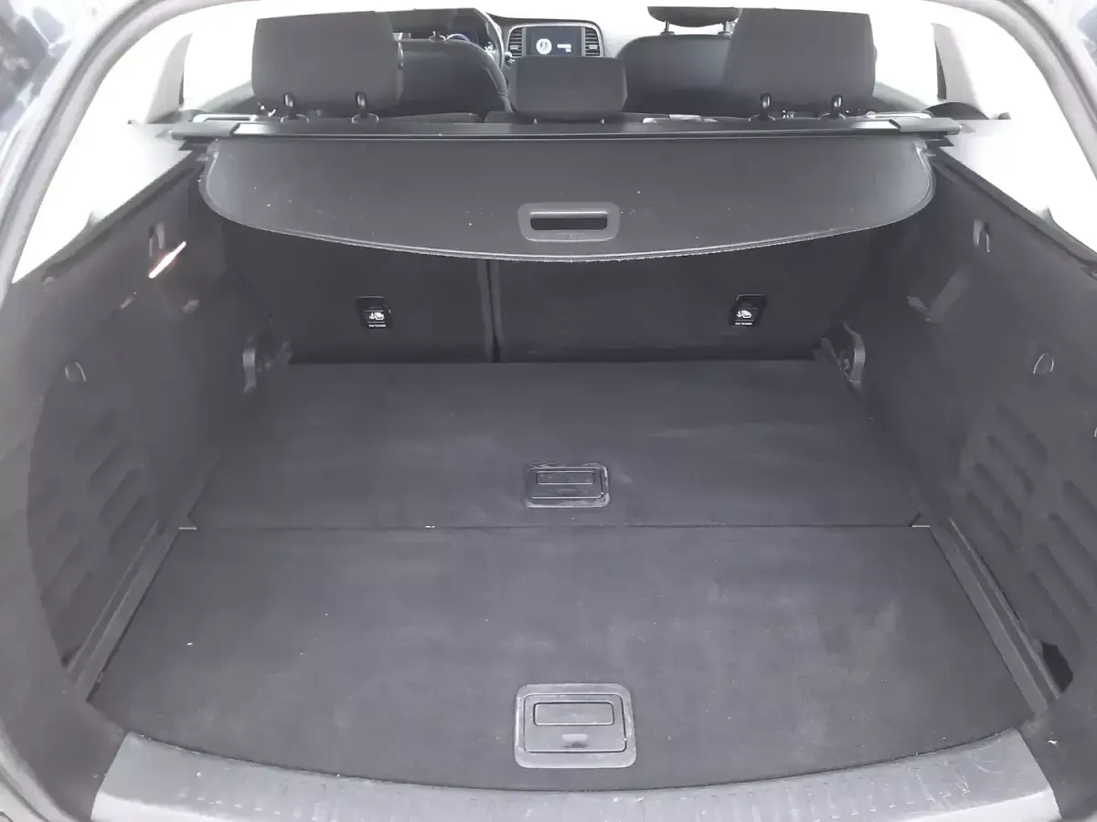 Usata Renault Mégane GrandTour Business 116 CV (85 kW) 2019 Grigiogrigio Station wagon
