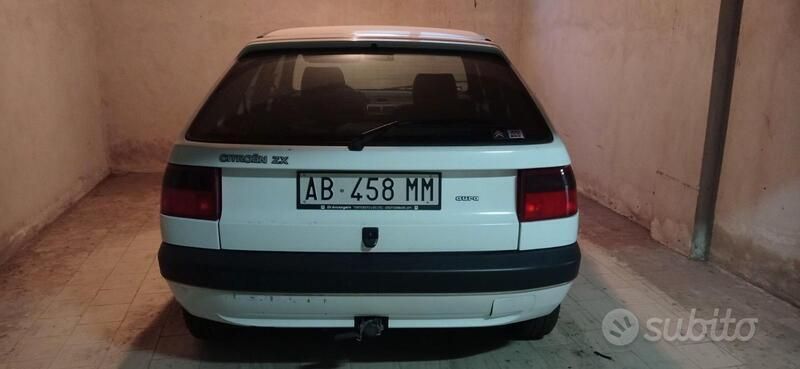 Usata Citroën ZX 75 CV (55 kW) 1994 Bianco Berlina