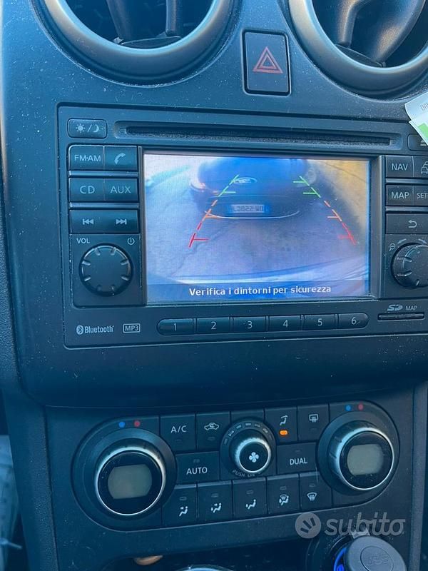 Usata Nissan Qashqai 106 CV (77 kW) 2011 Grigio SUV