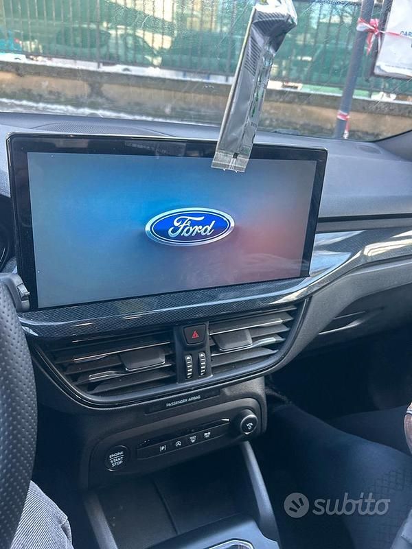 Usata Ford Focus ST-Line 150 CV (110 kW) 2023 Blu Berlina