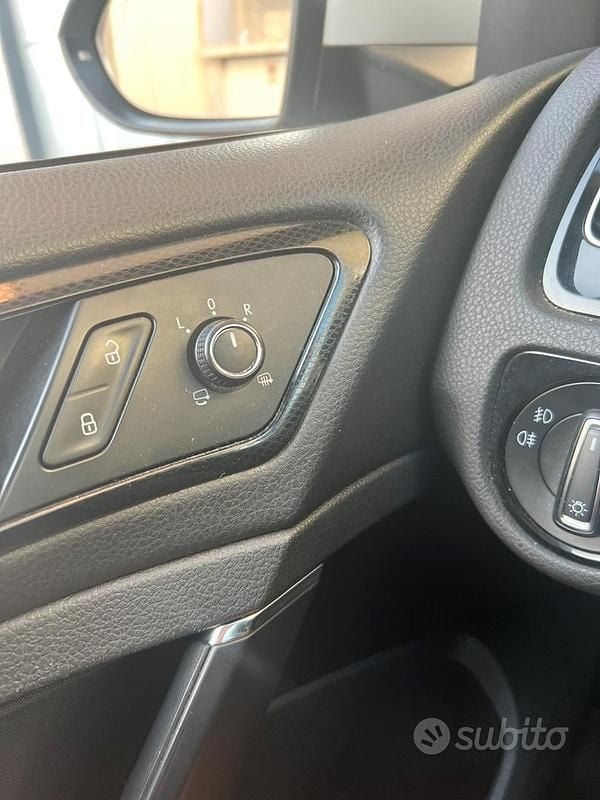 Usata VW Golf VII 110 CV (80 kW) 2013 Bianco Utilitaria