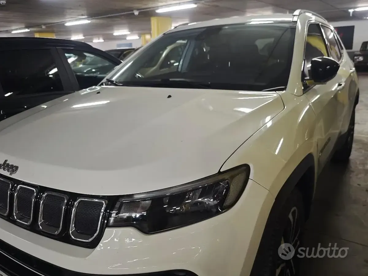 Usata Jeep Compass Limited 130 CV (95 kW) 2021 Bianco SUV