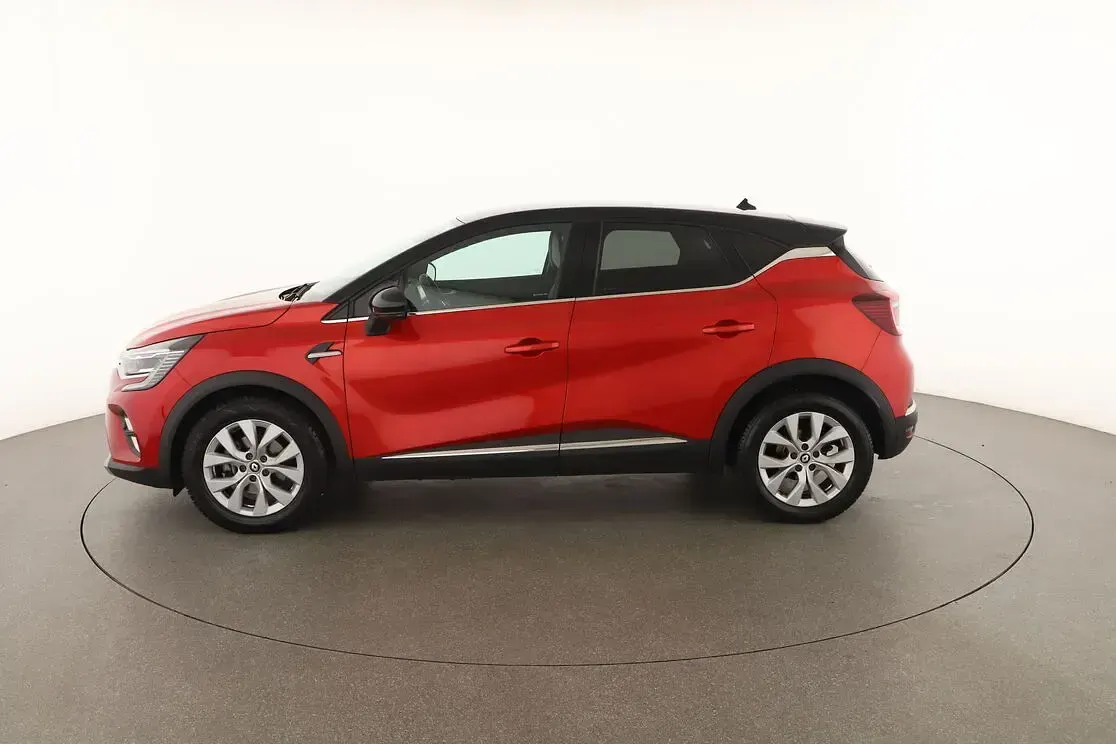Usata Renault Captur Intens 143 CV (105 kW) 2022 Rosso SUV