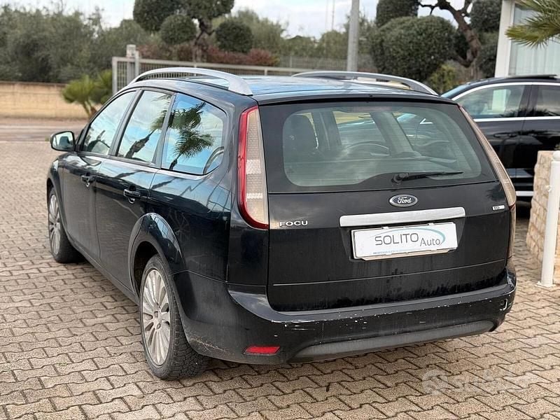 Usata Ford Focus Titanium 110 CV (80 kW) 2008 Nero Station wagon