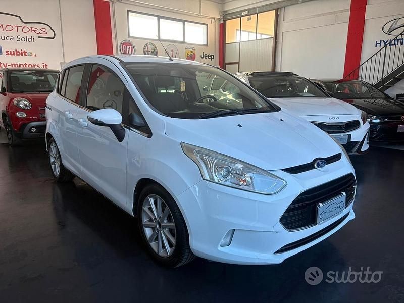 Usata Ford B-MAX Titanium 75 CV (55 kW) 2015 Bianco Monovolume