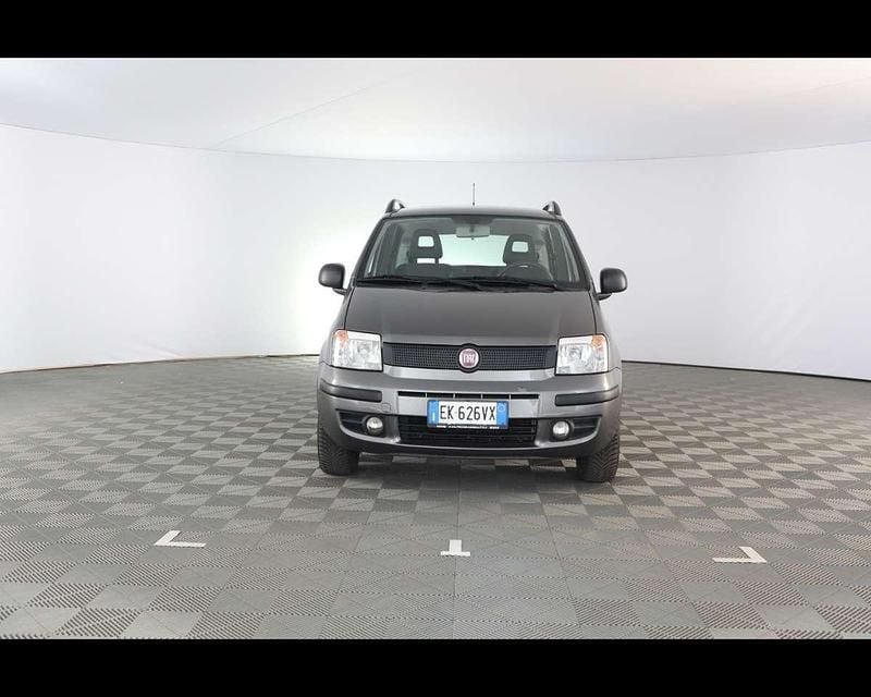 Usata Fiat Panda Dynamic 77 CV (56 kW) 2012 Grigio / pastello Utilitaria