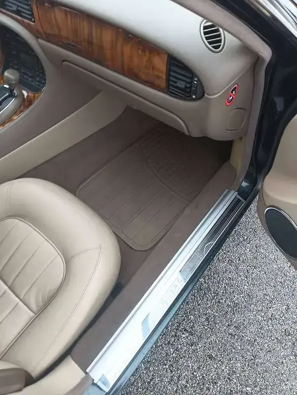 Usata Jaguar XJ Executive 237 CV (174 kW) 1998 Verde Berlina