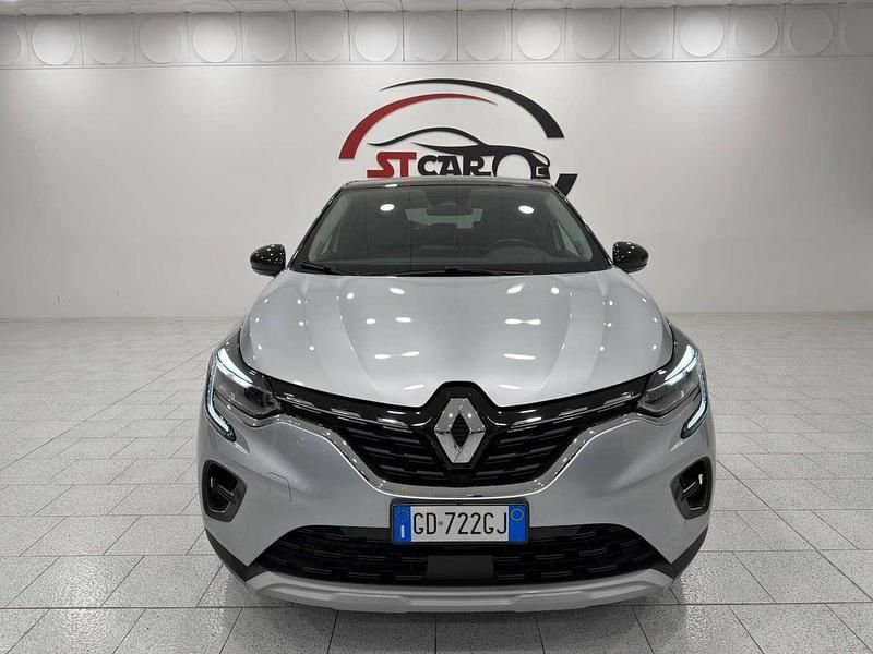 Usata Renault Captur Intens 92 CV (67 kW) 2021 Argento SUV