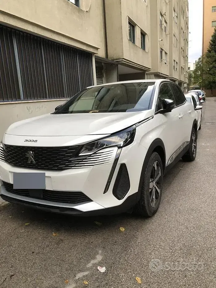 Usata Peugeot 3008 Active 131 CV (96 kW) 2022 Bianco SUV