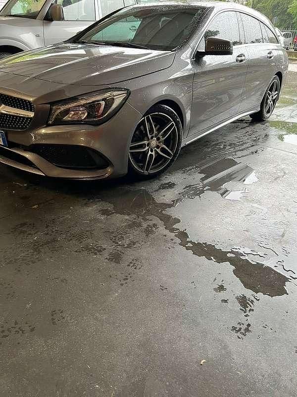 Usata Mercedes CLA220 Shooting Brake Premium 177 CV (130 kW) 2017 Station wagon