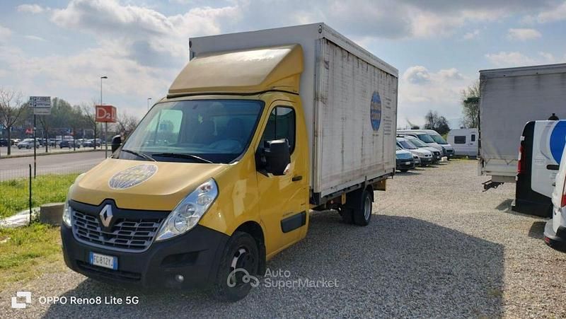 Usata Renault Master SE 165 CV (121 kW) 2017 Giallo Furgone