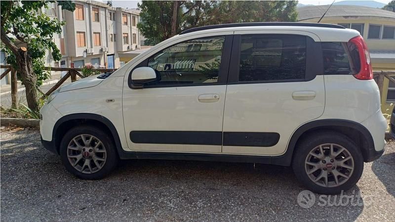 Occasion Fiat Panda Cross Cross 95 ch (69 kW) 2017 Blanc Citadine