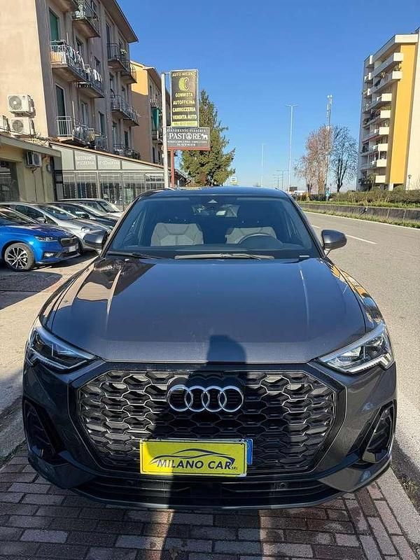 Grigio Usata 2022 Audi Q3 Sportback S-Line SUV | 33.700 € (Super prezzo) - Immagine 1/4