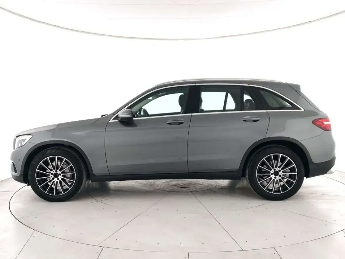 Usata Mercedes GLC220 Premium 170 CV (125 kW) 2016 Grigio SUV