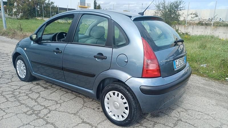 Usata Citroën C3 Exclusive 70 CV (51 kW) 2005 Grigio Berlina