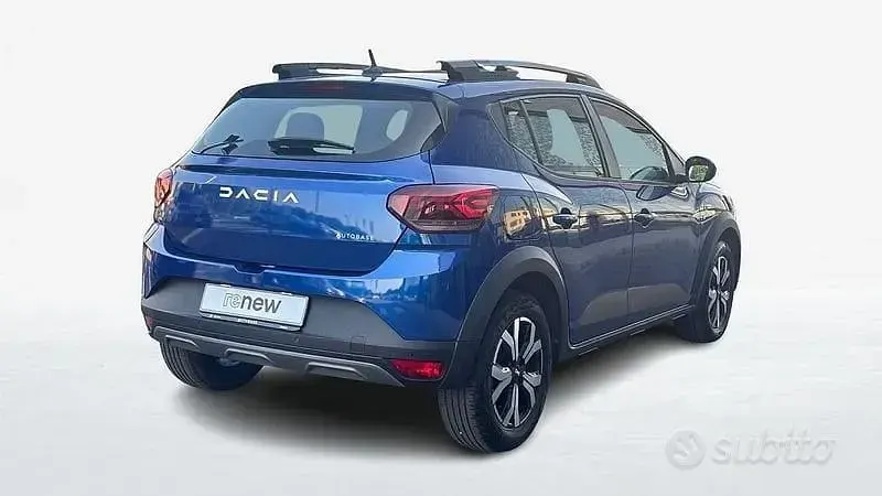Usata Dacia Sandero Expression 101 CV (74 kW) 2023 Blu Berlina