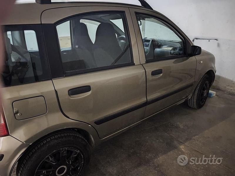 Usata Fiat Panda 77 CV (56 kW) 2009 Marrone Utilitaria