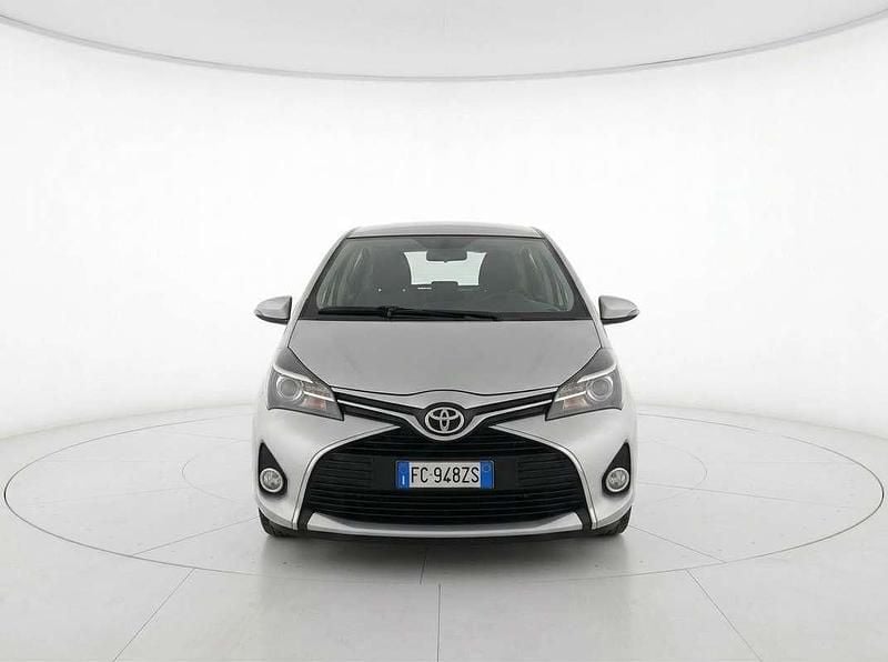 Usata Toyota Yaris Active 90 CV (66 kW) 2016 Berlina