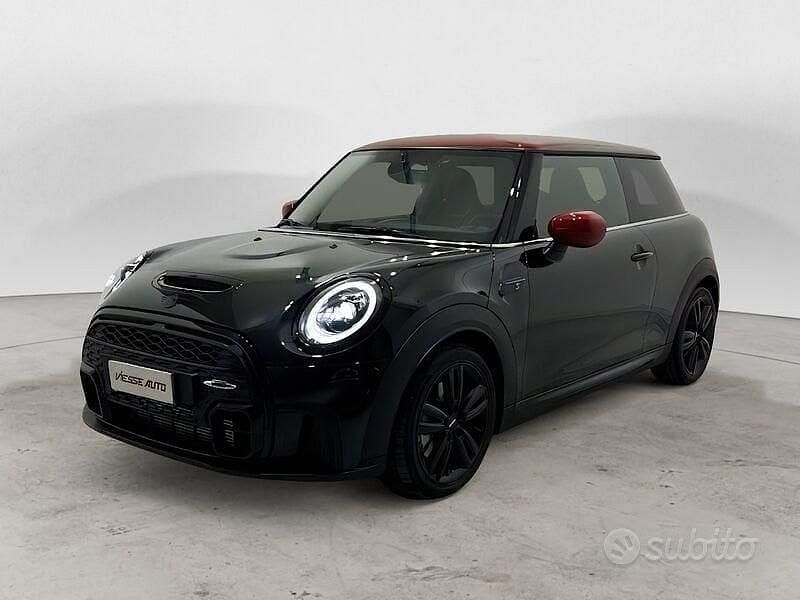 Nero Usata 2024 Mini Cooper S Due volumi | 32.500 € (Buon prezzo) - Immagine 1/4