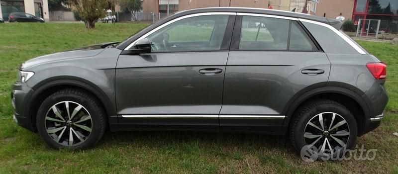 Usata VW T-Roc Style 150 CV (110 kW) 2020 Grigio SUV