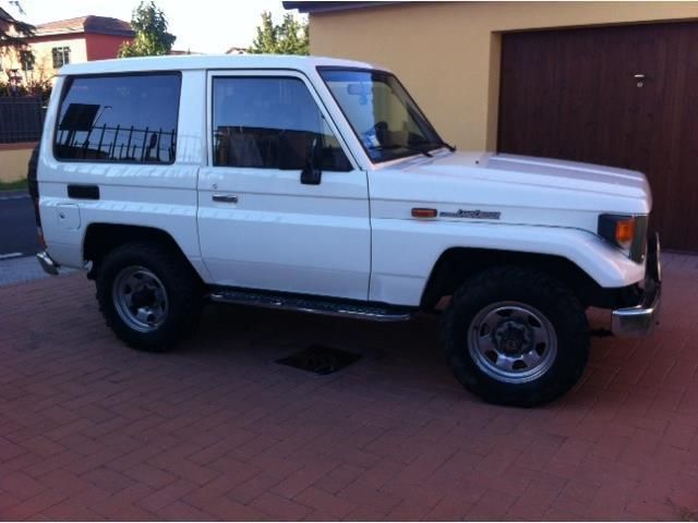 Toyota land cruiser 71