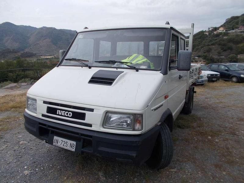 Bianco Usata 1997 Iveco Daily | 7900 € (Buon prezzo) - Immagine 1/4