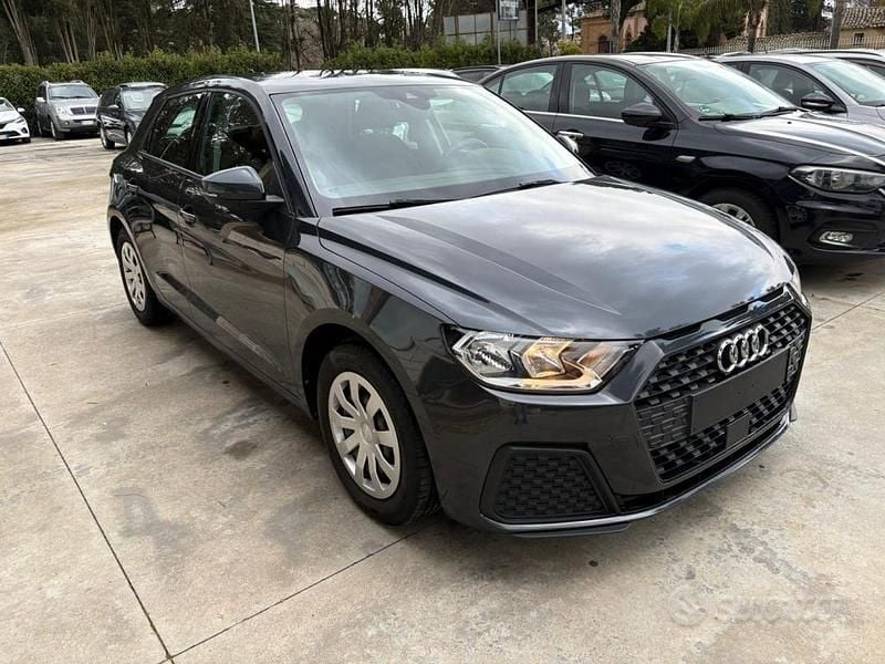 Usata Audi A1 95 CV (69 kW) 2021 Grigio SUV