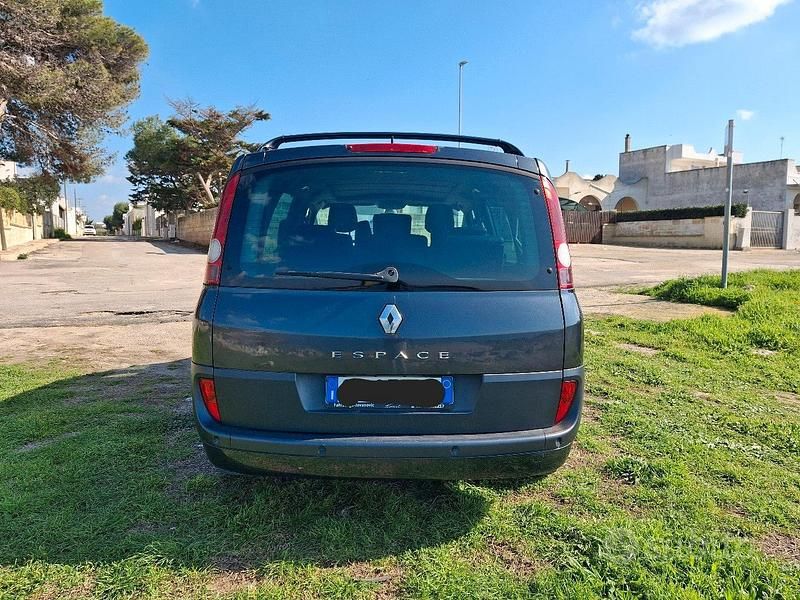 Usata Renault Grand Espace 170 CV (125 kW) 2005 Grigio Monovolume