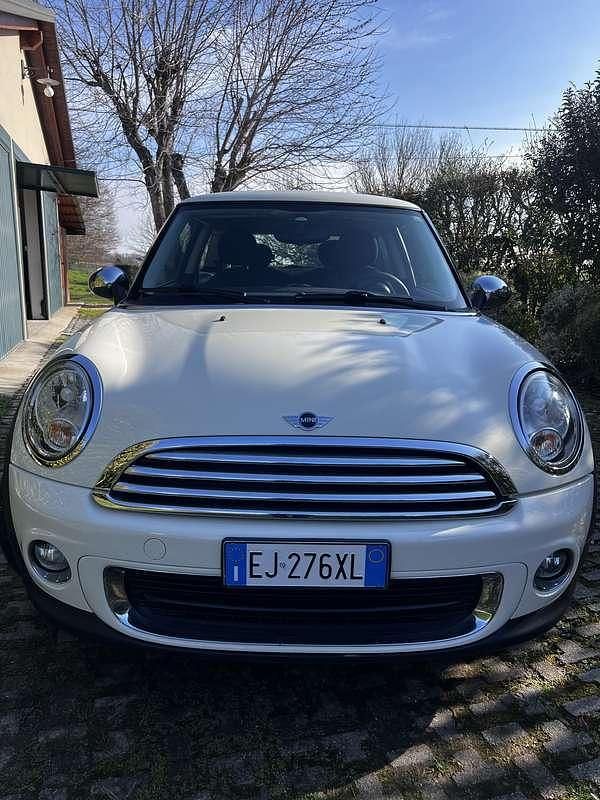 Usata Mini ONE 75 CV (55 kW) 2011 Beige Utilitaria