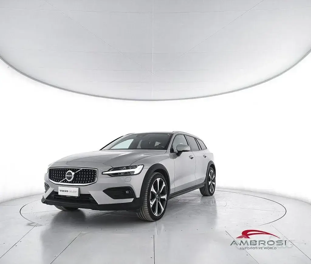 Usata Volvo V60 CC Plus 197 CV (144 kW) 2023 Station wagon