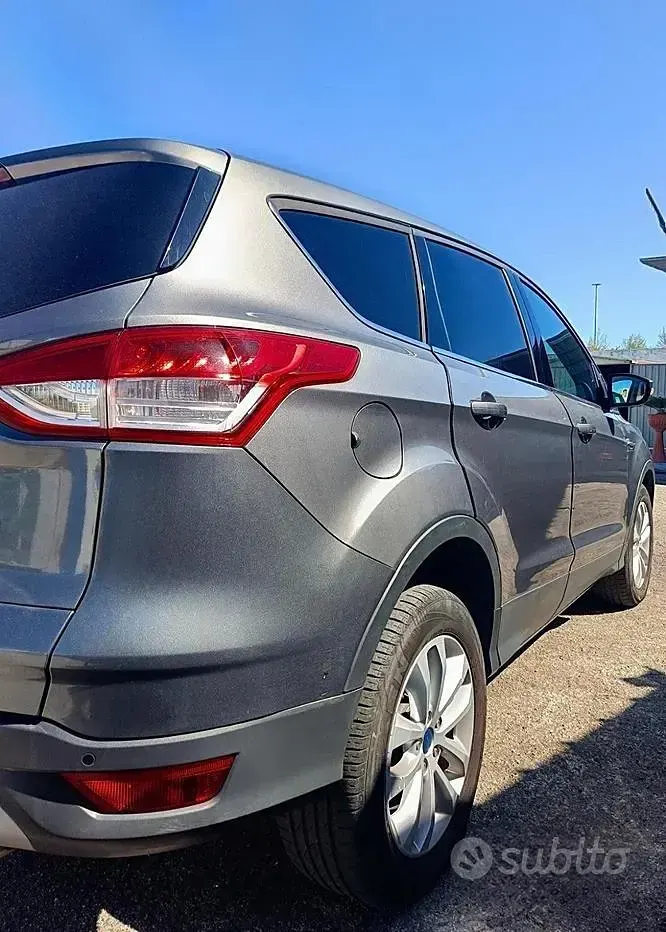 Usata Ford Kuga 163 CV (119 kW) 2013 SUV