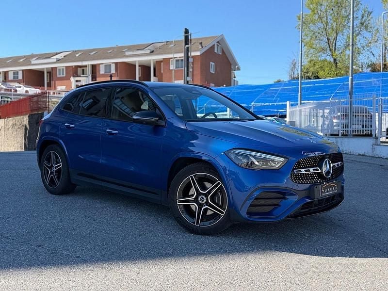 Usata Mercedes GLA200 AMG 150 CV (110 kW) 2024 Blu SUV