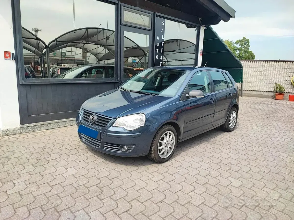 Usata VW Polo Comfortline 64 CV (47 kW) 2006 Grigio Utilitaria