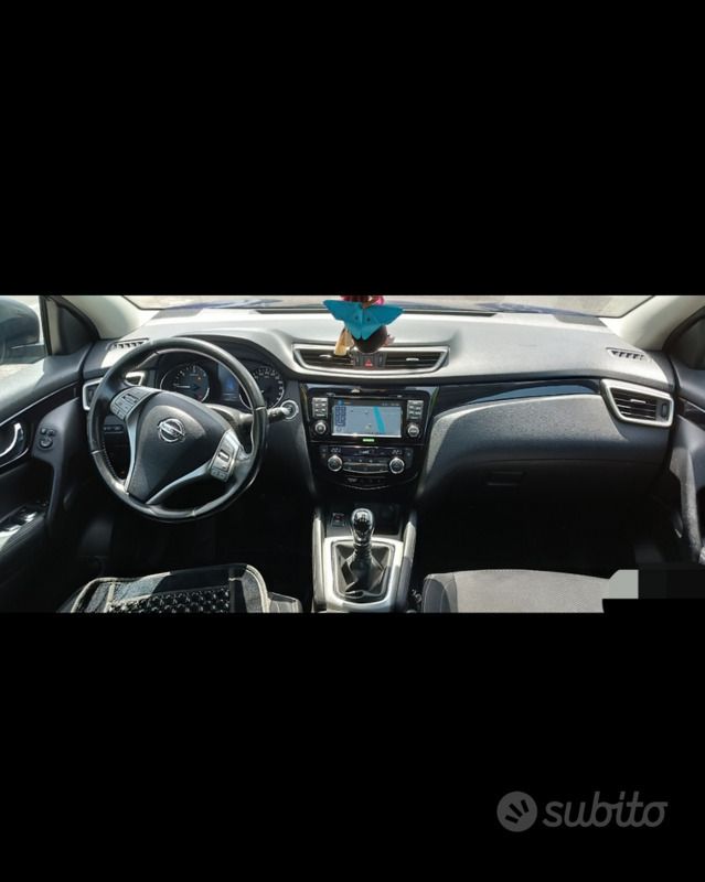 Usata Nissan Qashqai Tekna 131 CV (96 kW) 2015 Blu/azzurro SUV