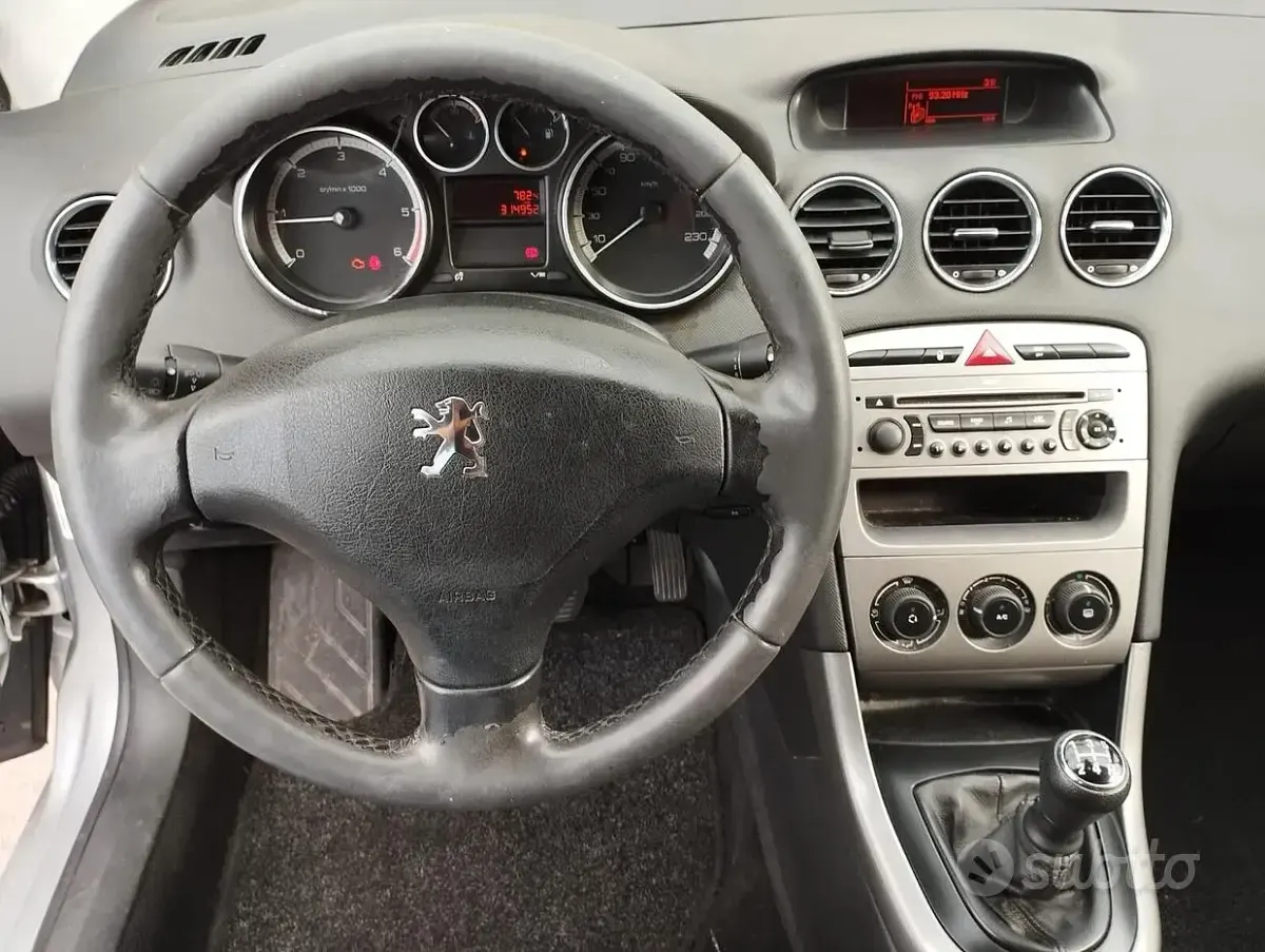 Usata Peugeot 308 109 CV (80 kW) 2007 Grigio Utilitaria
