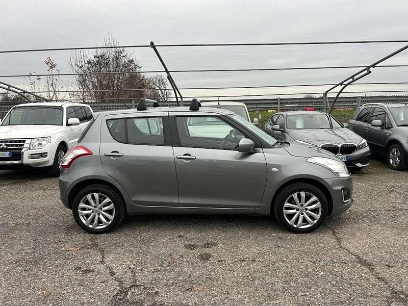 Usata Suzuki Swift 94 CV (69 kW) 2015 Grigio Berlina