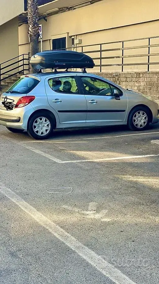 Usata Peugeot 207 68 CV (50 kW) 2011 Grigio Berlina