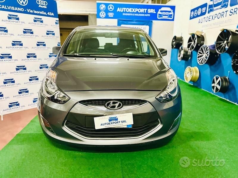 Usata Hyundai ix20 90 CV (66 kW) 2011 Grigio Utilitaria