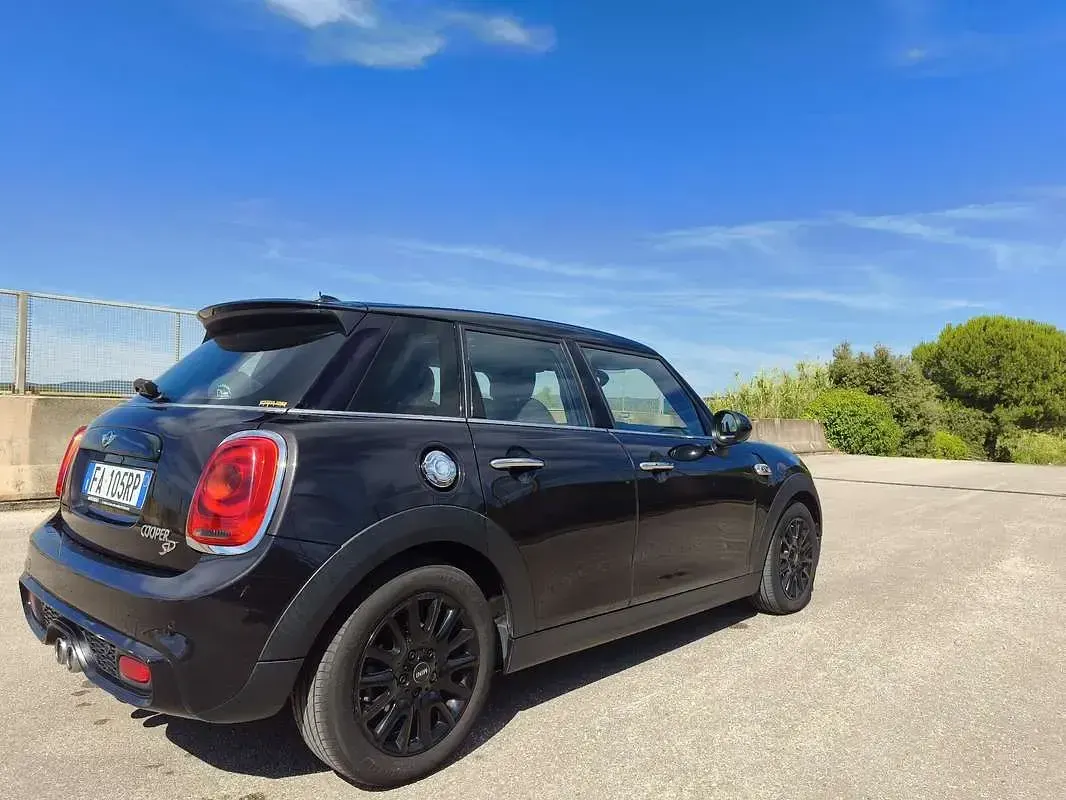 Usata Mini Cooper SD 170 CV (125 kW) 2015 Utilitaria