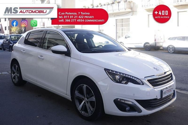 Bianco Usata 2016 Peugeot 308 Allure Due volumi | 9900 € (Buon prezzo) - Immagine 1/4